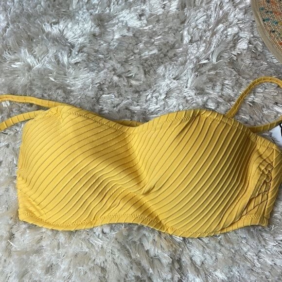 Shade And Shore Light Lift‎ Textured Gold Bikini Top Size 34B - Picture 2 of 5